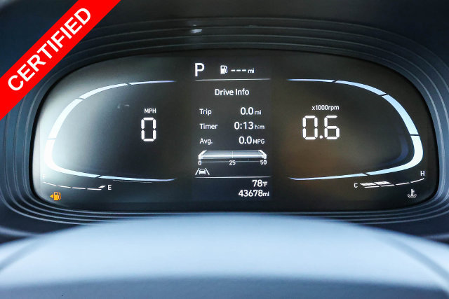 Certified 2025 Hyundai Venue SEL FWD image 26