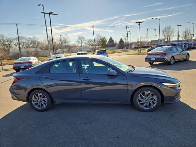 Certified 2024 Hyundai Elantra SEL image 5