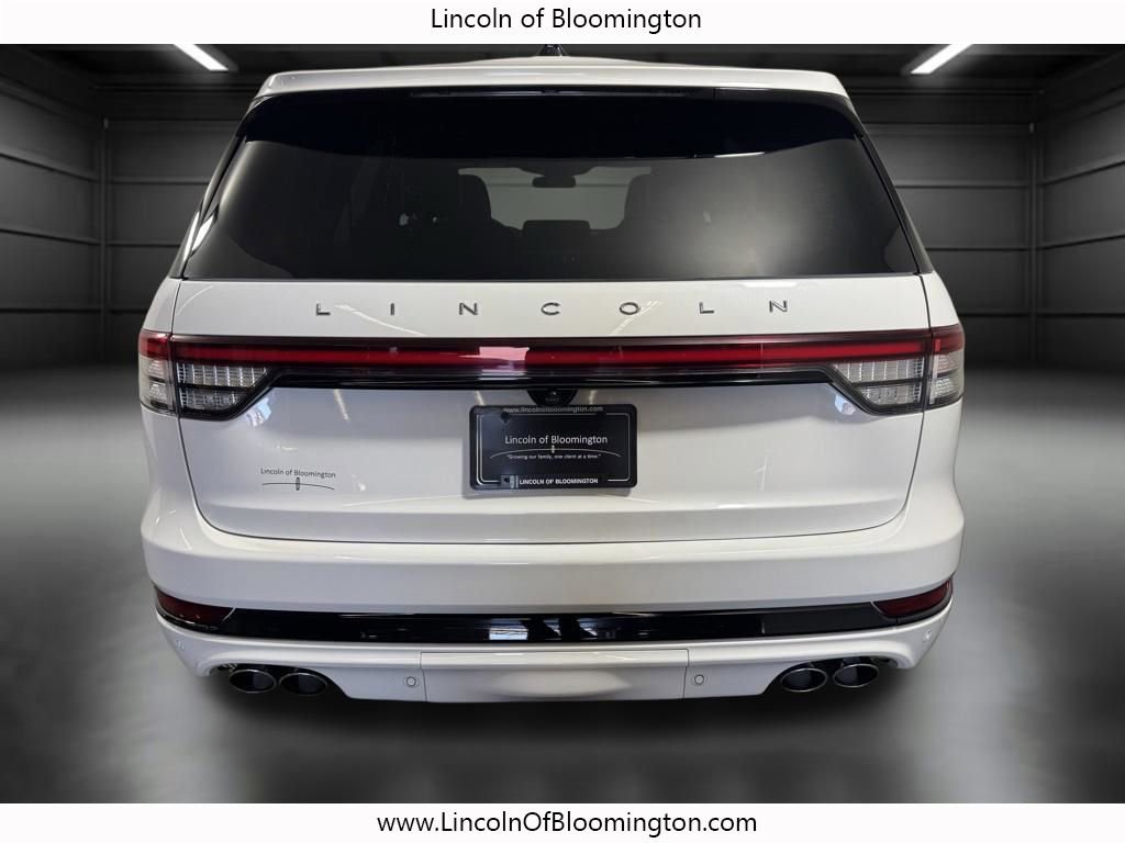 Used 2025 Lincoln Aviator Reserve w/ Equipment Group 201A AWD/4WD image 7