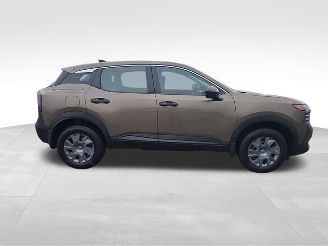 New 2026 Nissan Kicks S image 8