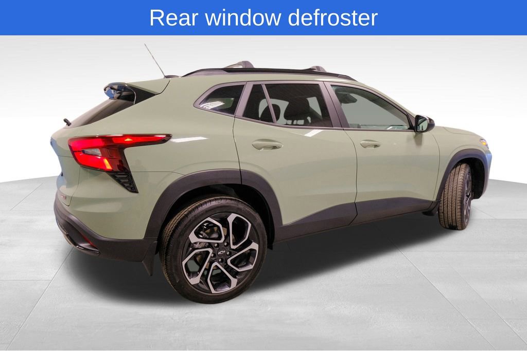Used 2024 Chevrolet Trax RS w/ Sunroof Package image 8