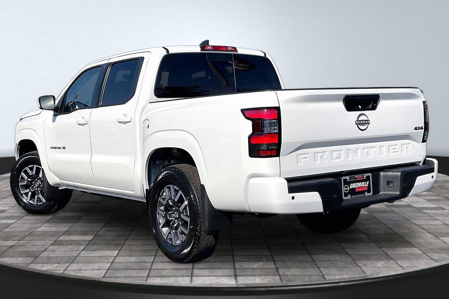 New 2027 Nissan Frontier SV AWD/4WD image 4