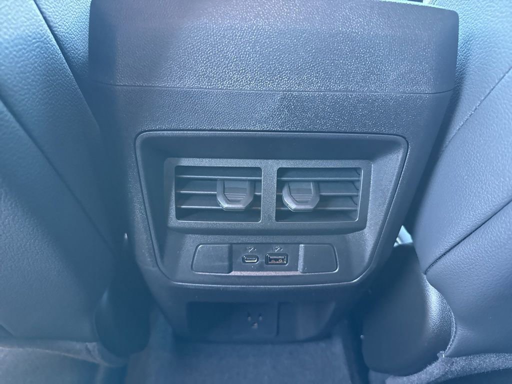 New 2026 GMC Canyon Denali image 13