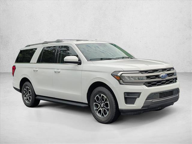 Used 2024 Ford Expedition Max XLT RWD image 3