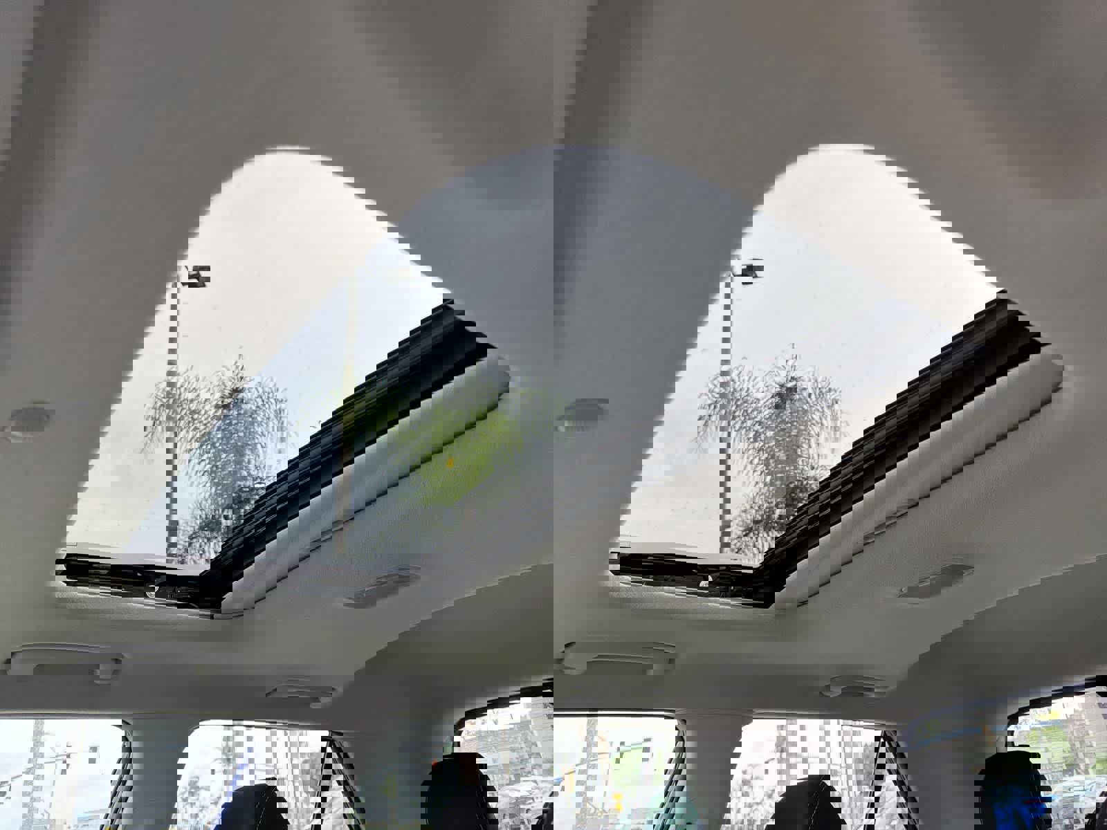 Used 2023 Hyundai Venue SEL w/ Cargo Package image 10