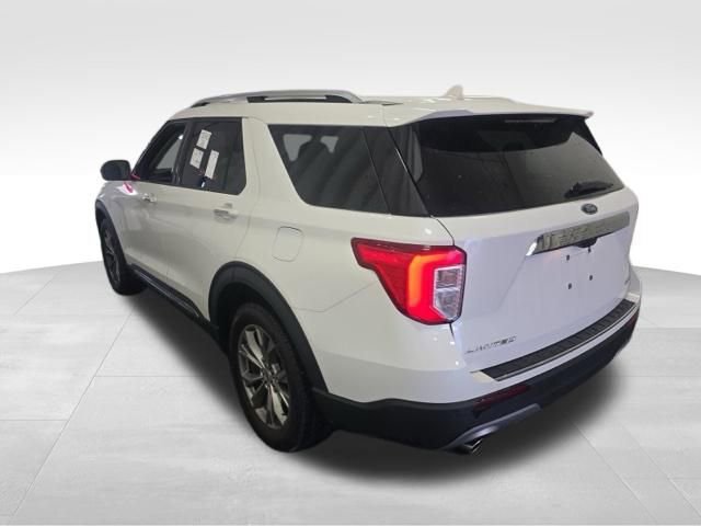 Used 2022 Ford Explorer Limited AWD/4WD image 4
