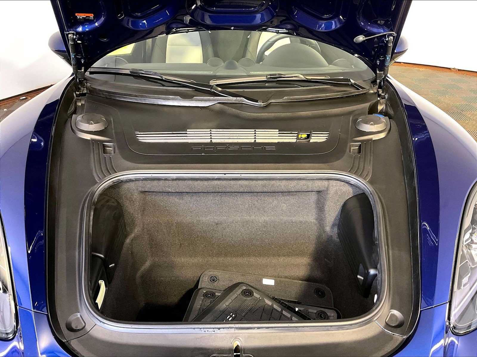 Certified 2022 Porsche 718 Boxster RWD image 32