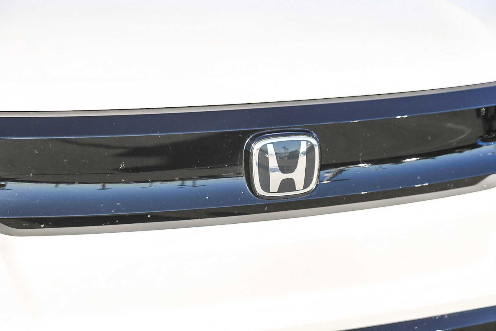 Certified 2025 Honda Prologue Touring image 5