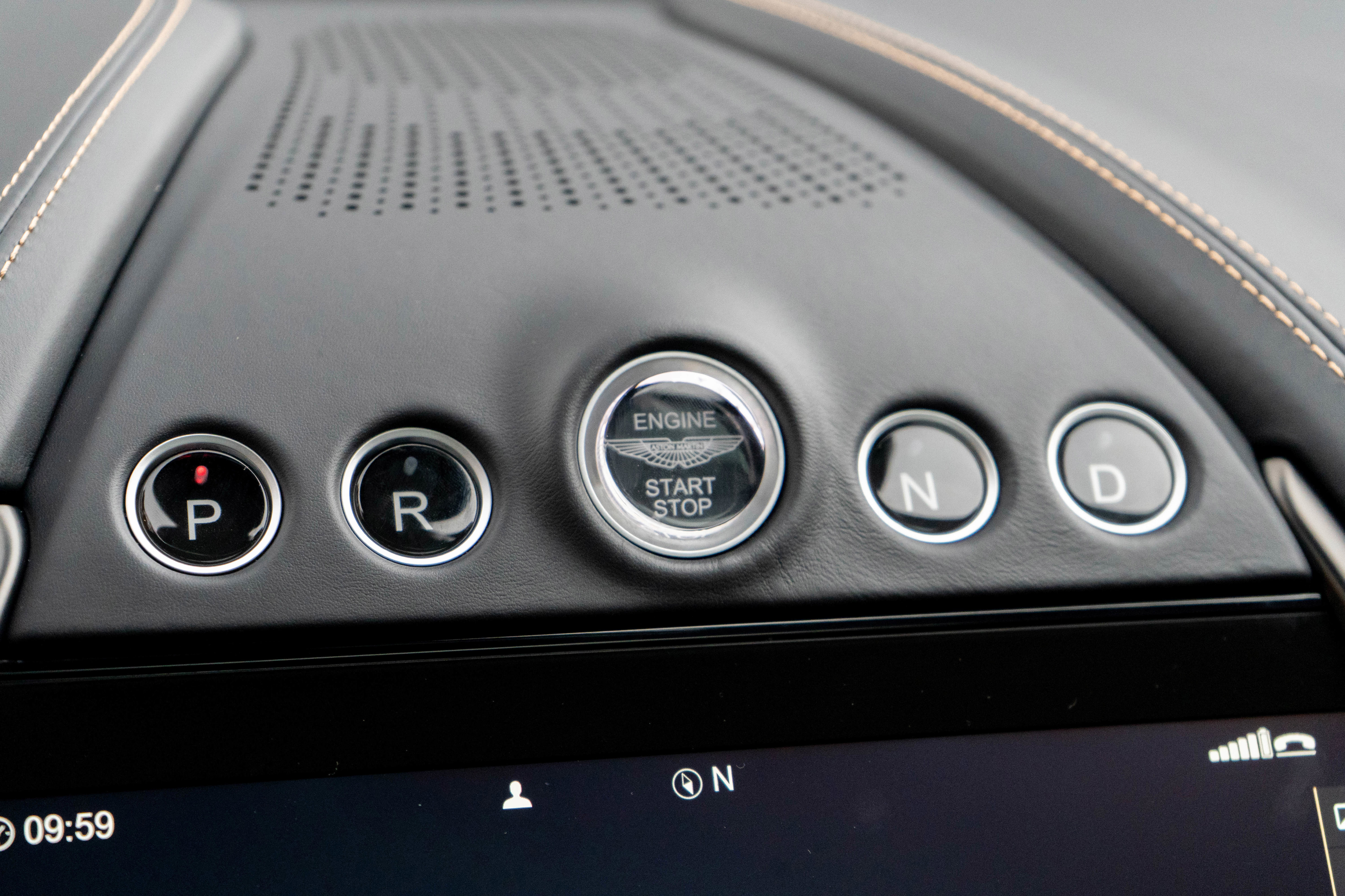 Used 2024 Aston Martin DBX 707 image 19