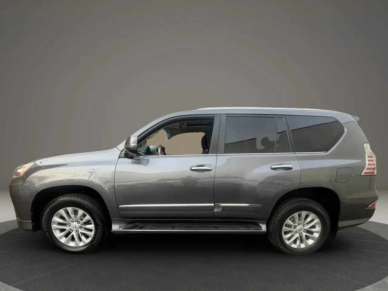 Used 2015 Lexus GX 460 w/ Premium Package image 8