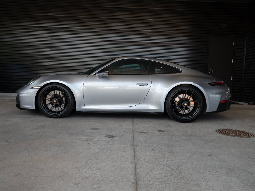 Certified 2026 Porsche 911 Carrera 4 GTS AWD/4WD image 2