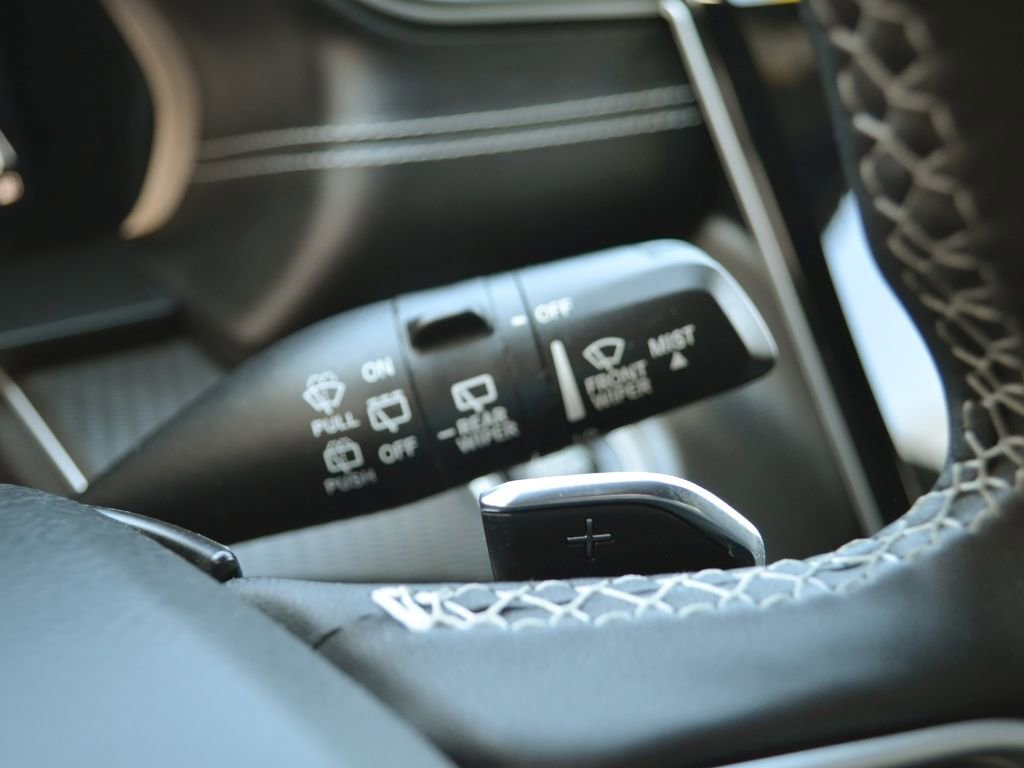 Used 2023 Jeep Grand Cherokee L Laredo image 17