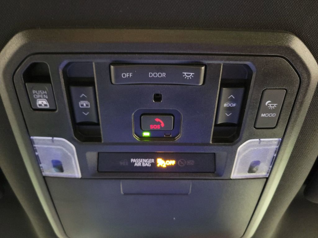 Used 2024 Toyota Tundra Platinum image 22