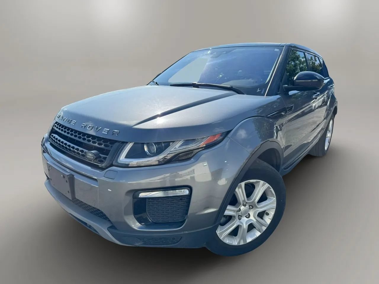 Used 2019 Land Rover Range Rover Evoque SE AWD/4WD video 1