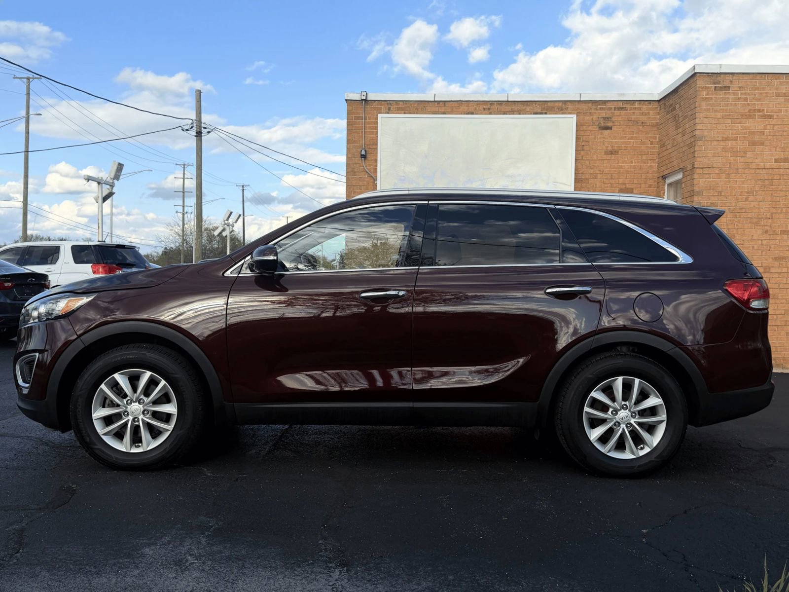 Used 2018 Kia Sorento FWD image 3