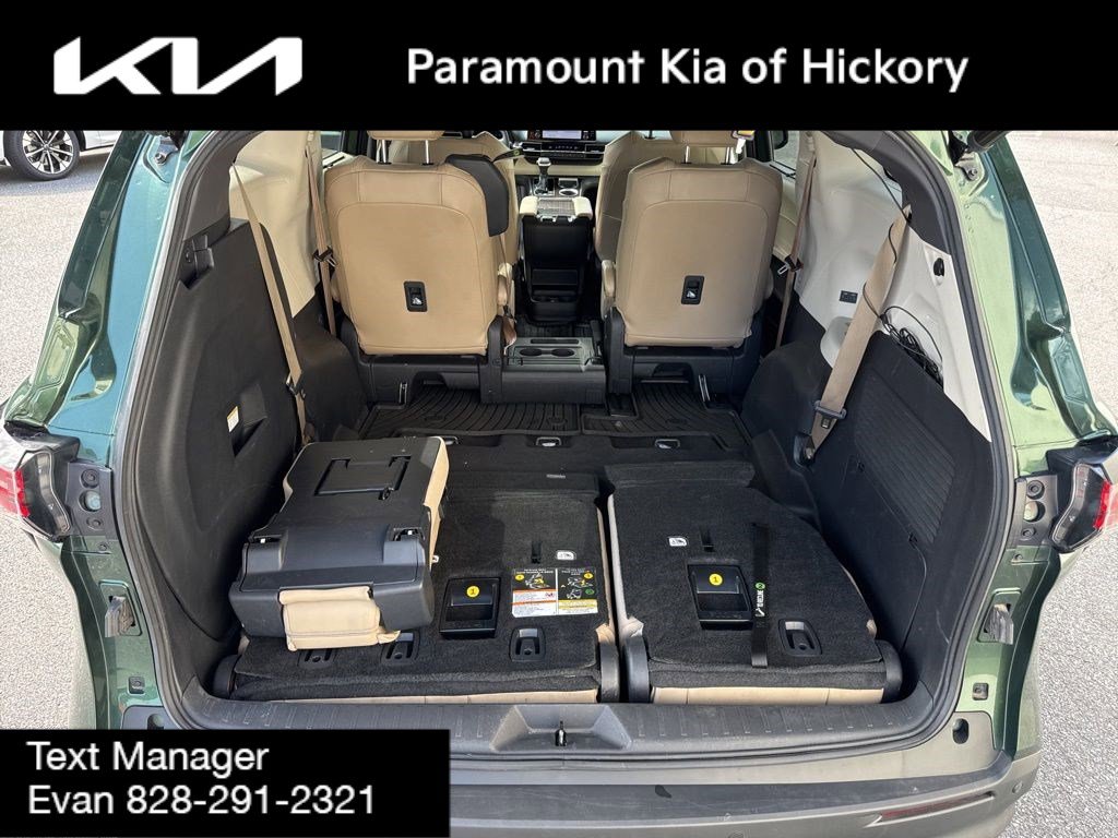 Used 2021 Toyota Sienna XLE image 12