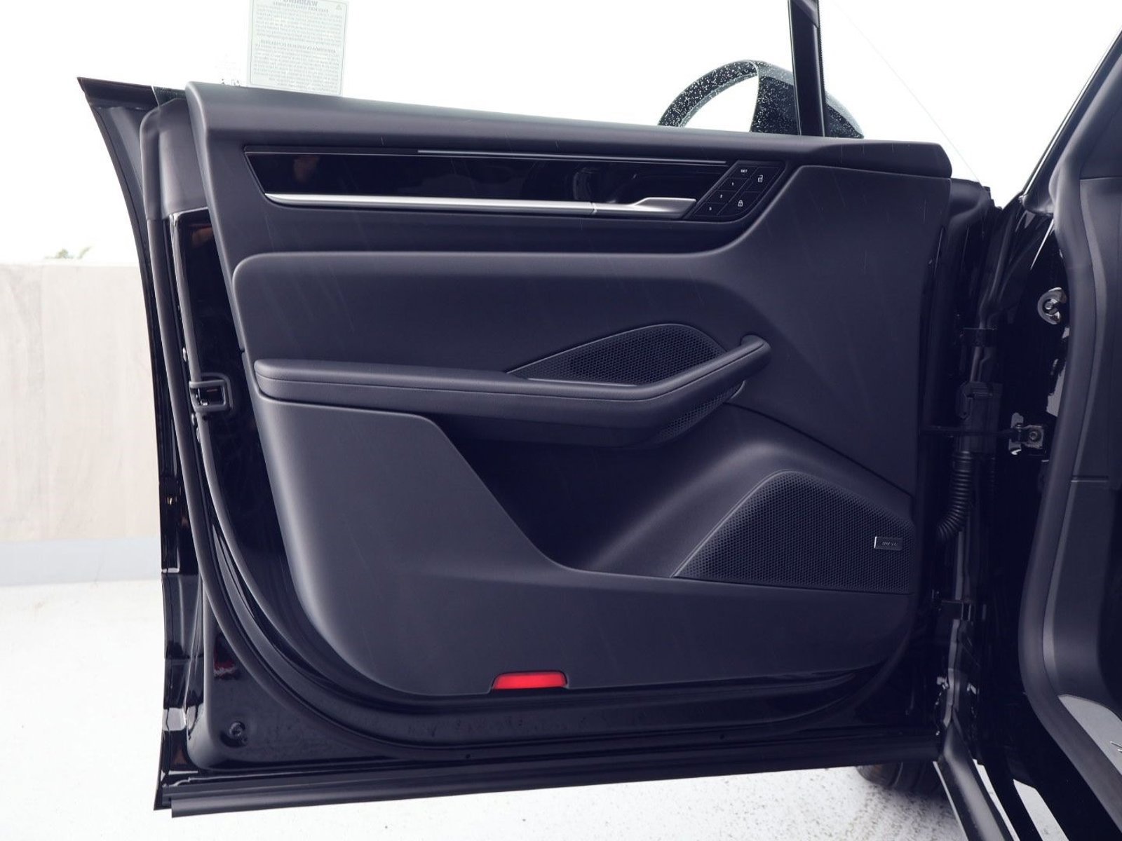 New 2026 Porsche Macan Electric RWD image 13