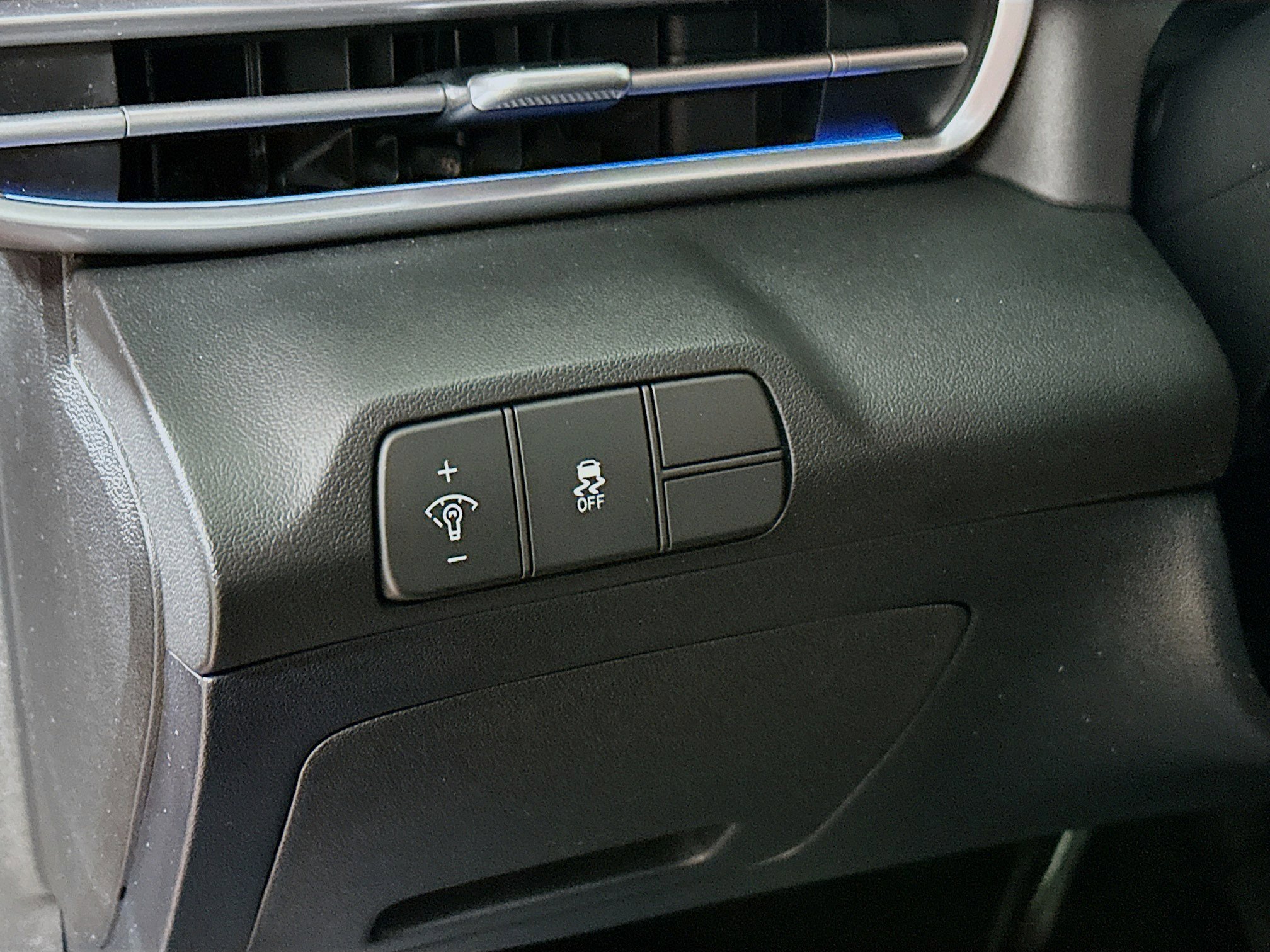 Certified 2024 Hyundai Elantra Limited image 10