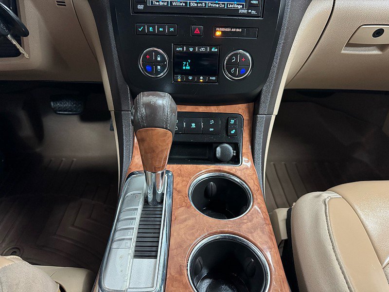 Used 2011 Buick Enclave CXL image 21