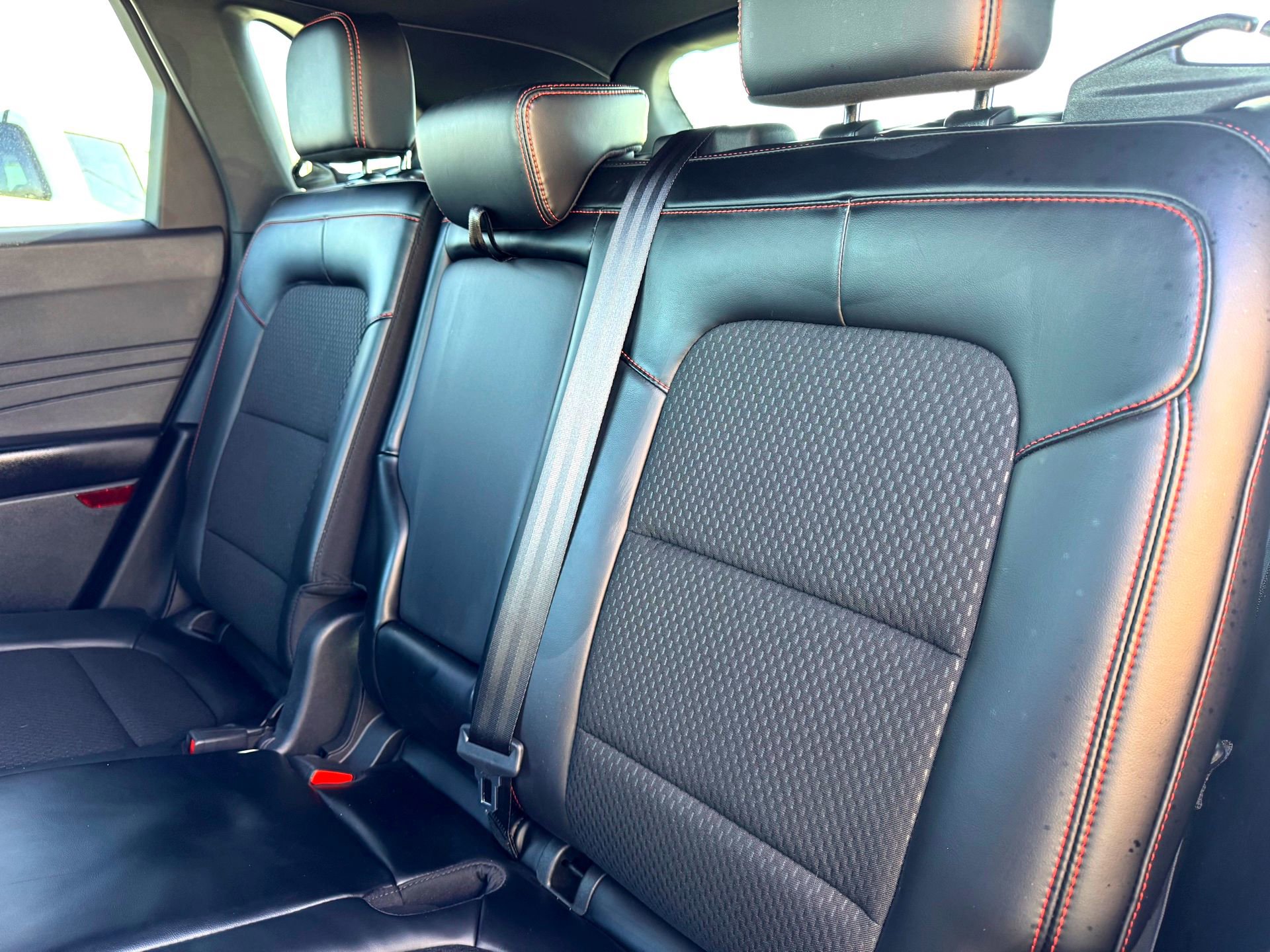 Used 2025 Ford Escape ST-Line w/ Tech Pack #1 image 16