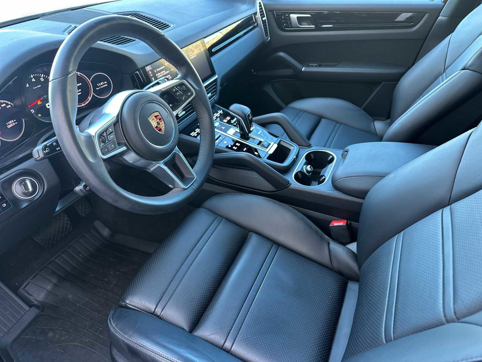 Certified 2019 Porsche Cayenne image 4
