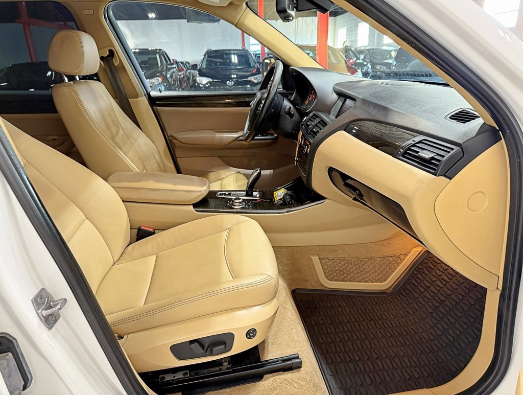 Used 2011 BMW X3 xDrive28i image 39