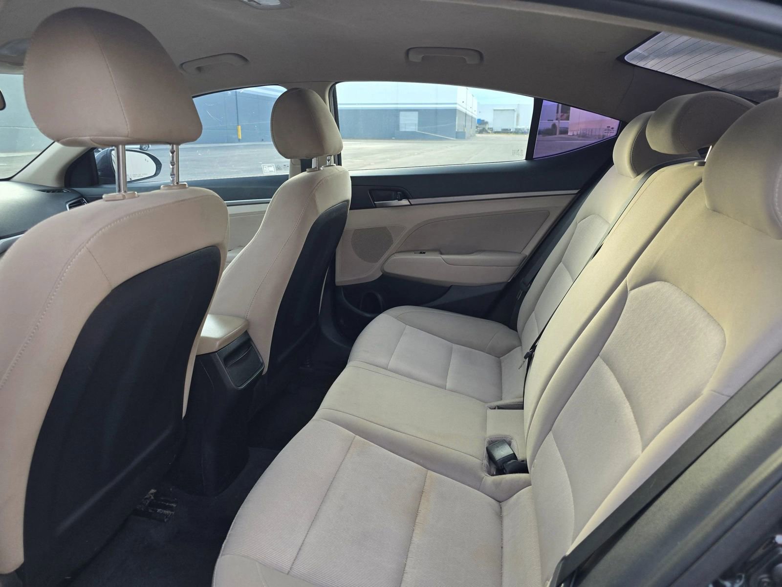 Used 2018 Hyundai Elantra SEL FWD image 18