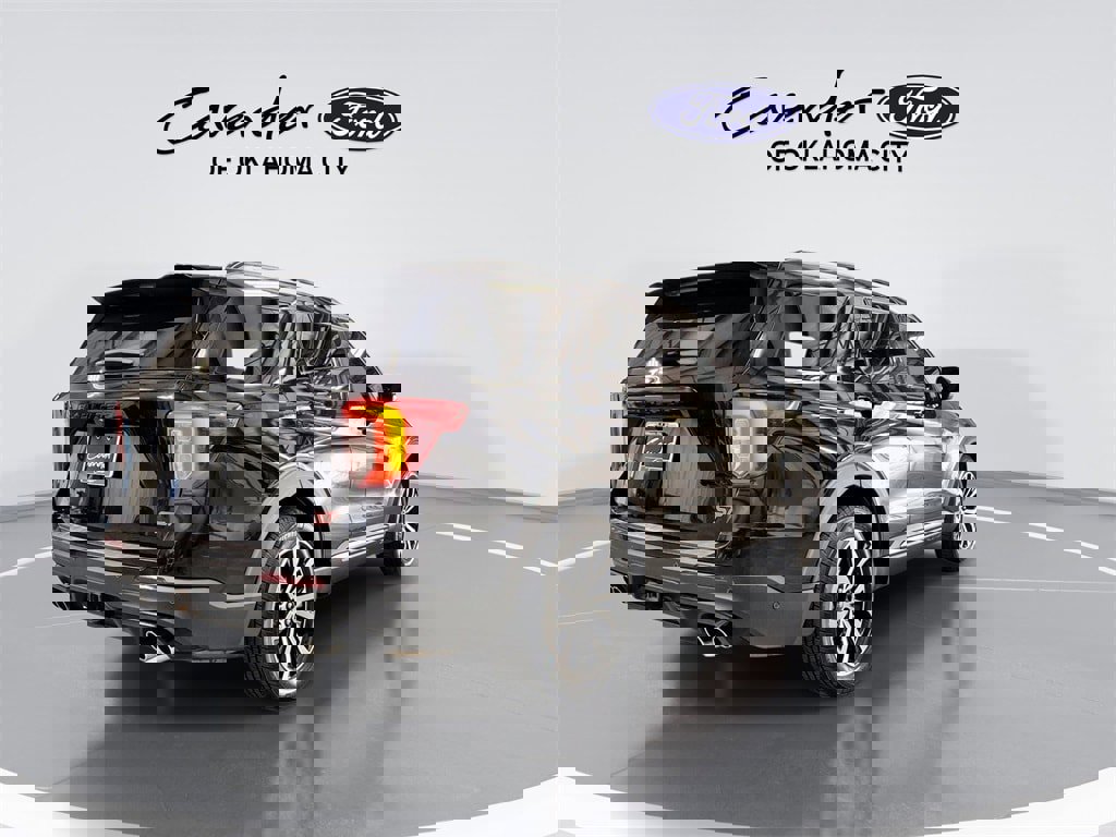 Used 2020 Ford Explorer ST w/ Premium Technology Package image 8