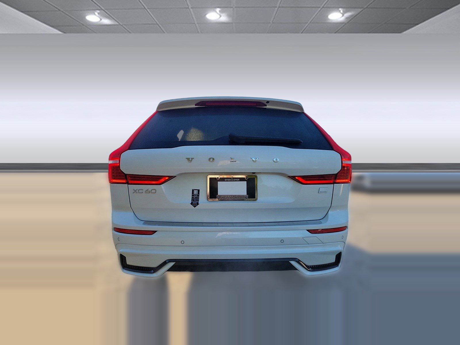 New 2024 Volvo XC60 T8 Ultimate w/ Protection Package Premier image 8