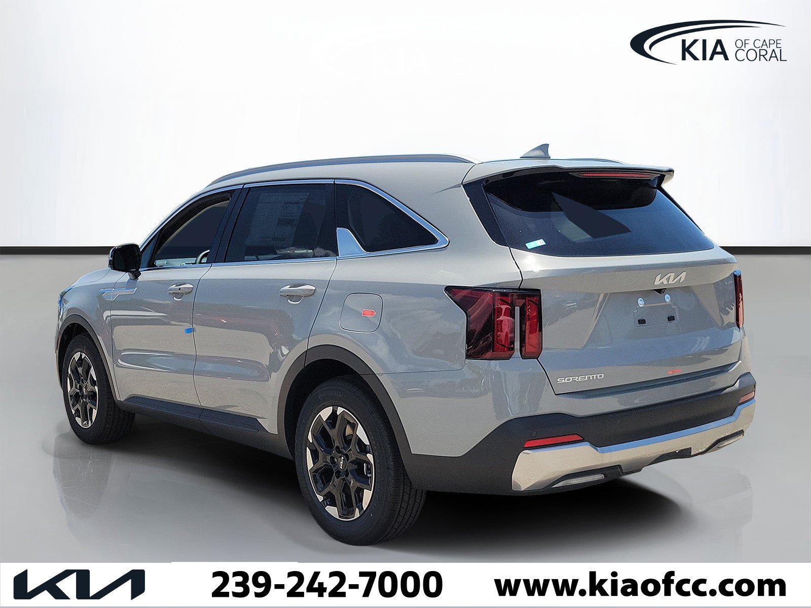 New 2026 Kia Sorento S w/ S Panoramic Sunroof Package FWD image 4