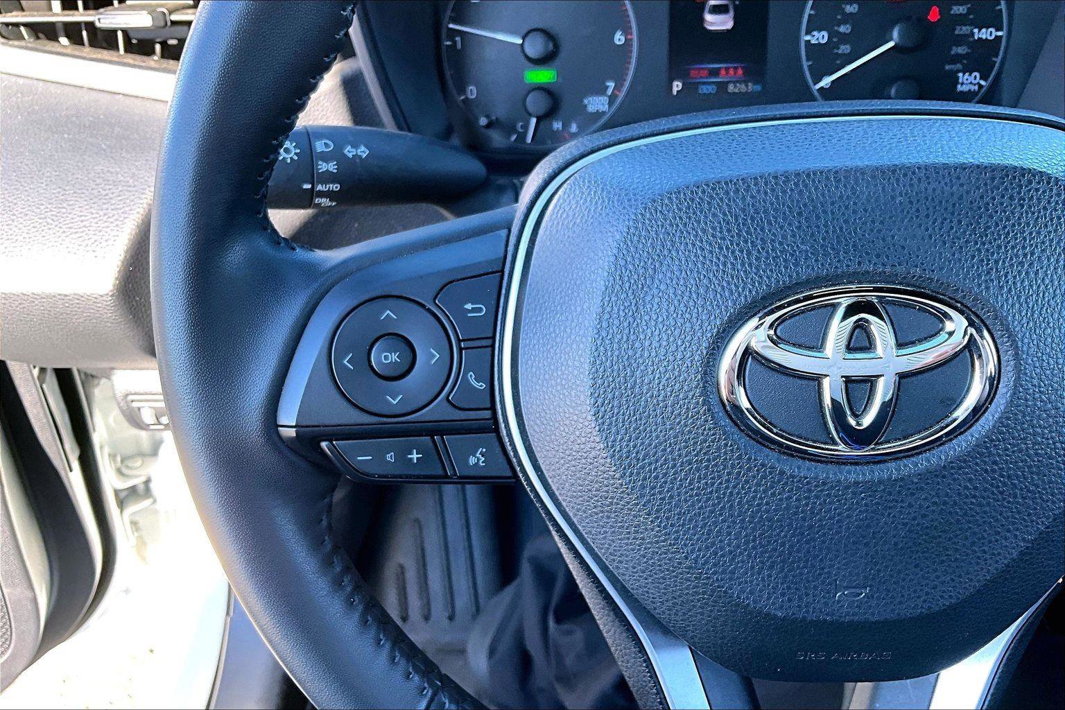 Certified 2024 Toyota Corolla SE image 16