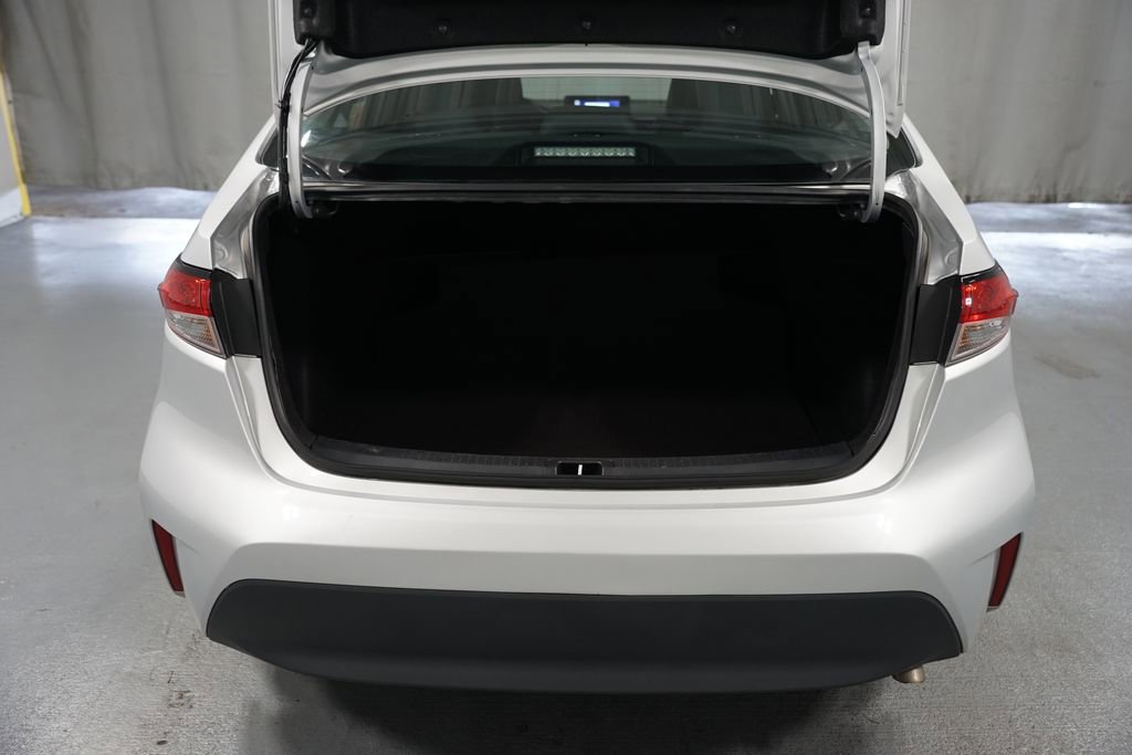 Certified 2024 Toyota Corolla LE image 31