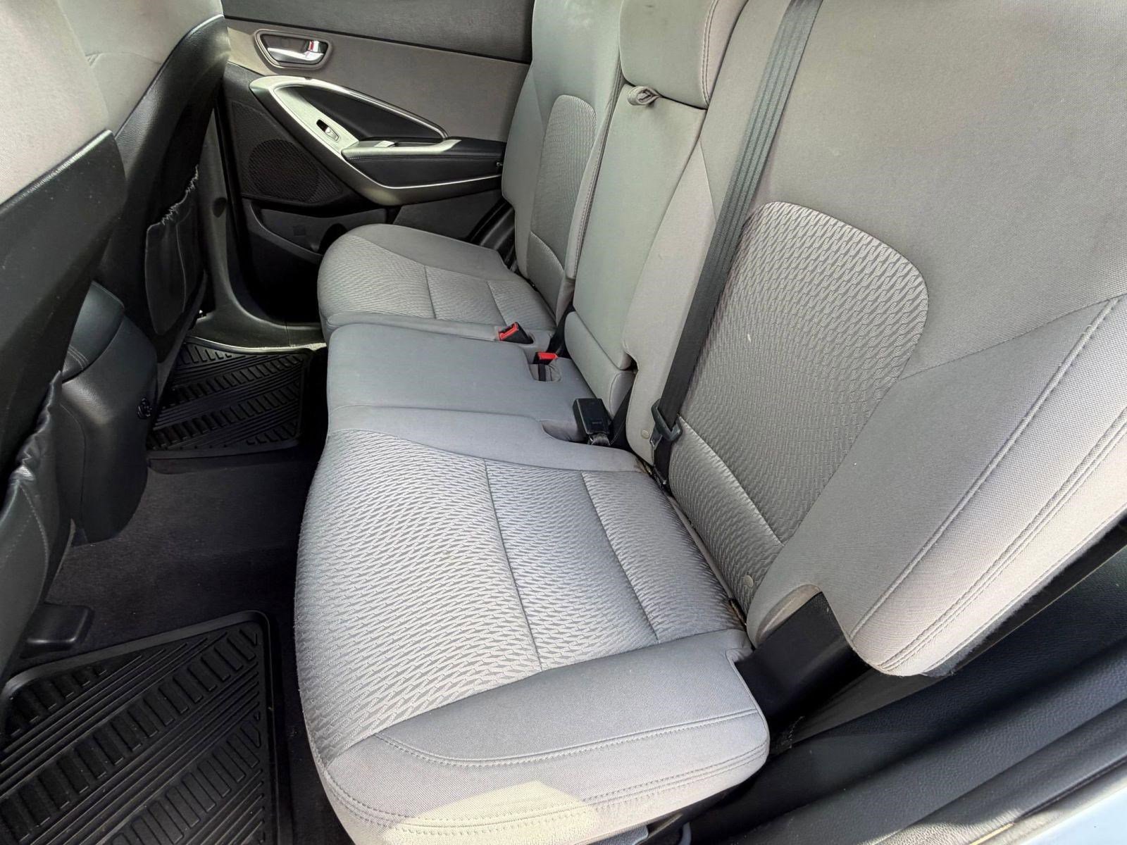 Used 2018 Hyundai Santa Fe Sport FWD image 12