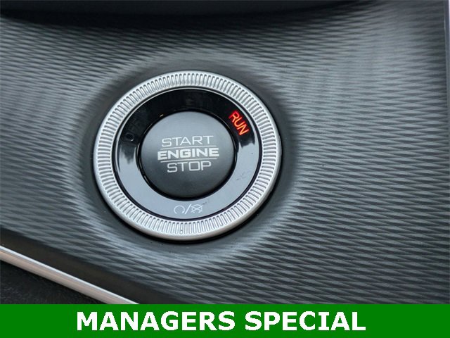 New 2025 Jeep Grand Cherokee Altitude image 20