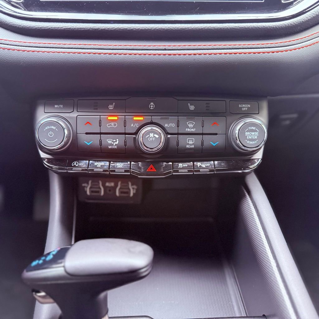 Used 2026 Dodge Durango GT image 14