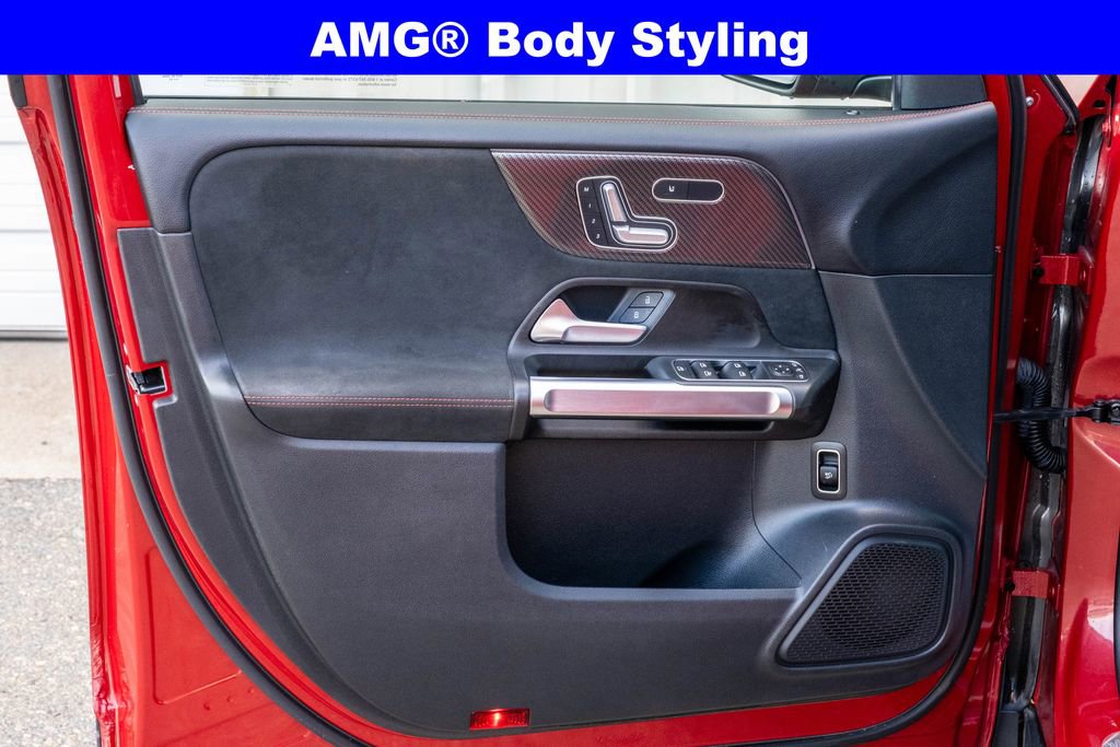 Used 2021 Mercedes-Benz GLB 250 4MATIC image 12