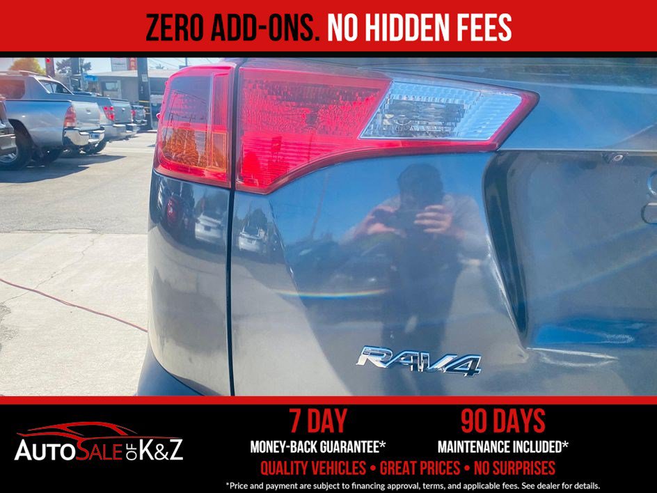 Used 2015 Toyota RAV4 LE FWD image 17