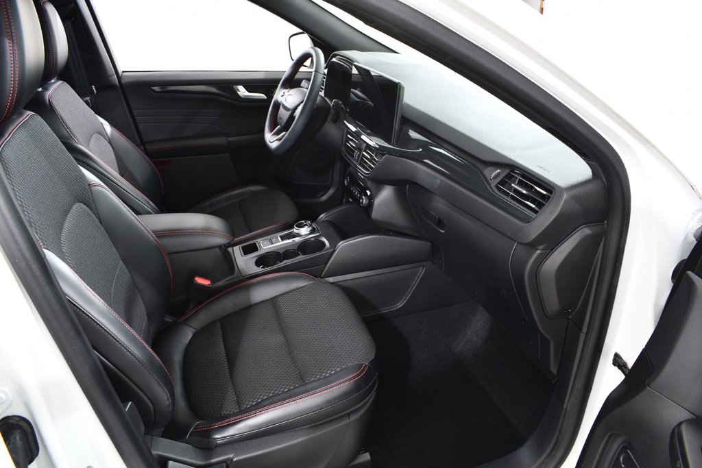 Used 2023 Ford Escape ST-Line w/ Tech Pack #1 image 10