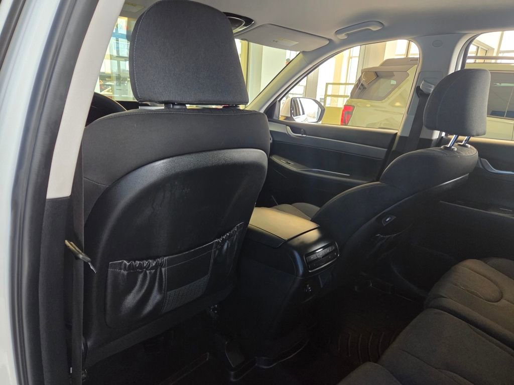 Used 2022 Hyundai Palisade SE image 20