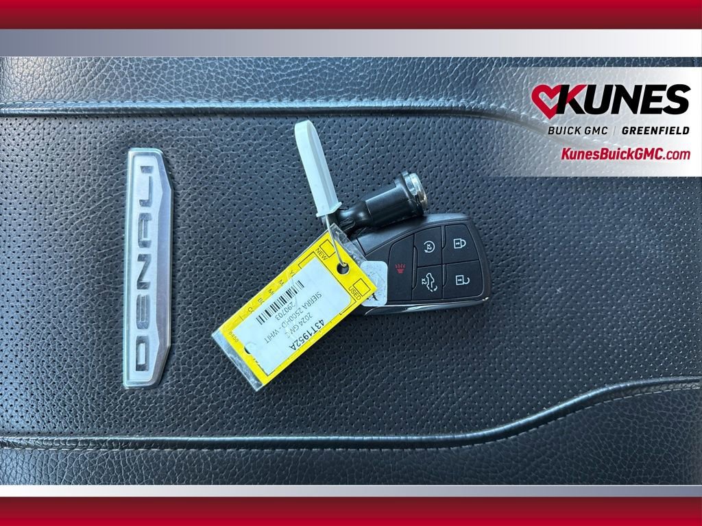 Used 2024 GMC Sierra 2500 Denali AWD/4WD image 39