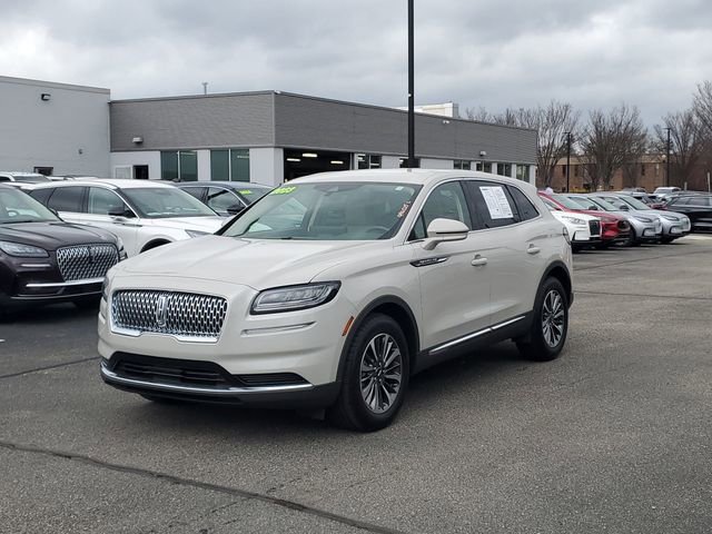 Certified 2023 Lincoln Nautilus FWD w/ Premium Package image 2