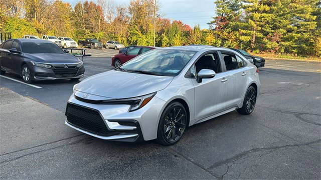 Used 2024 Toyota Corolla SE image 38