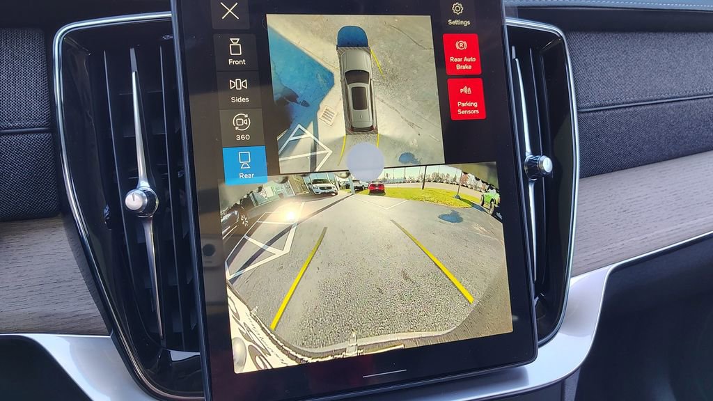 New 2026 Volvo XC90 B6 Plus image 21