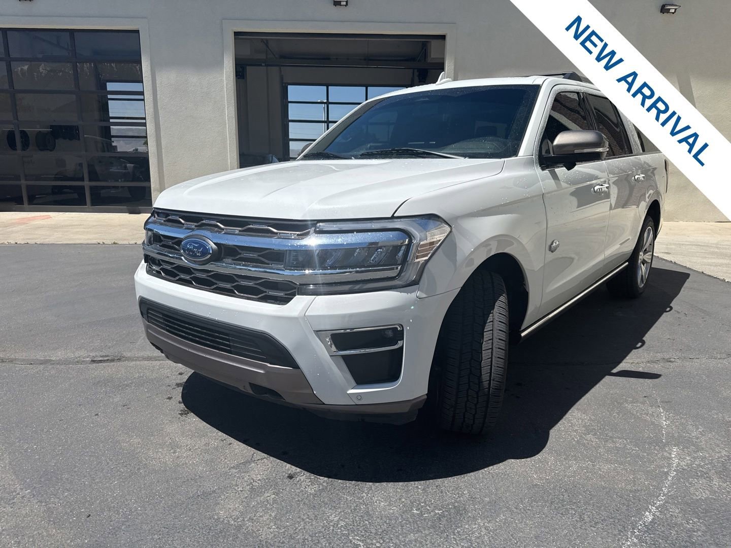 Used 2024 Ford Expedition Max King Ranch AWD/4WD image 3