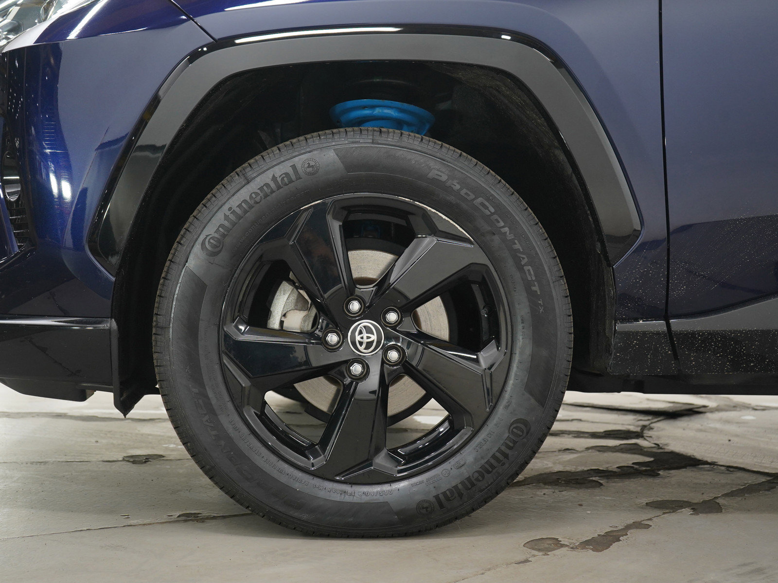 Used 2020 Toyota RAV4 XSE w/ XSE Grade Weather Package image 30