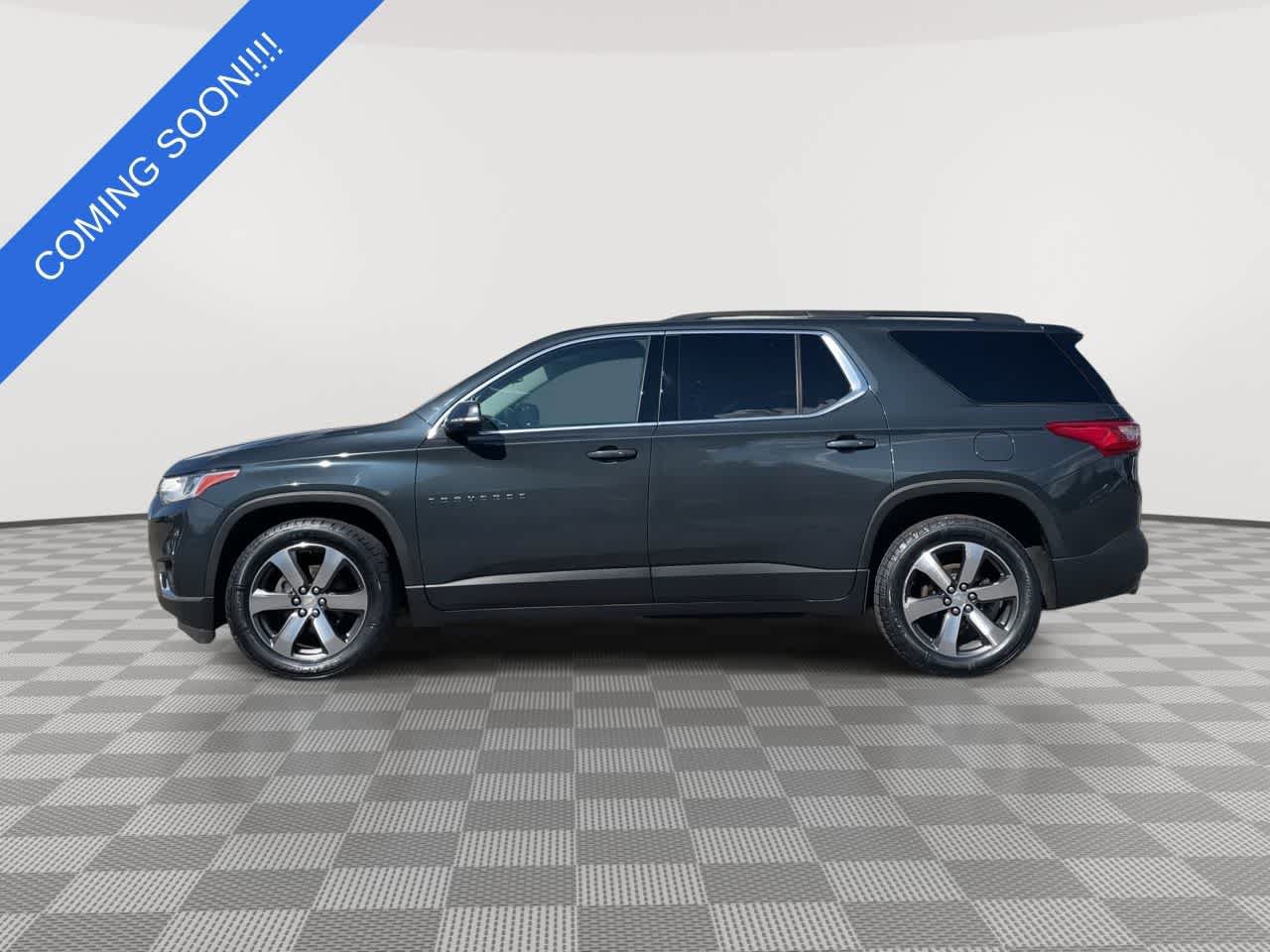 Used 2019 Chevrolet Traverse LT w/ LT Premium Package AWD/4WD image 5