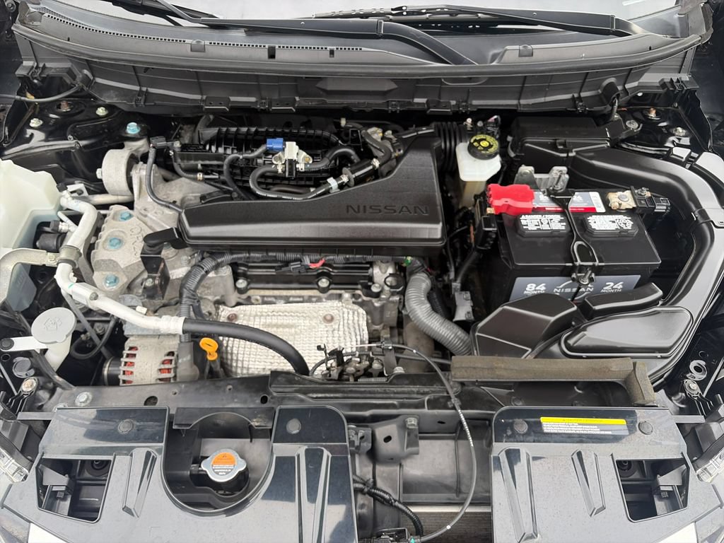 Used 2018 Nissan Rogue SV AWD/4WD image 21