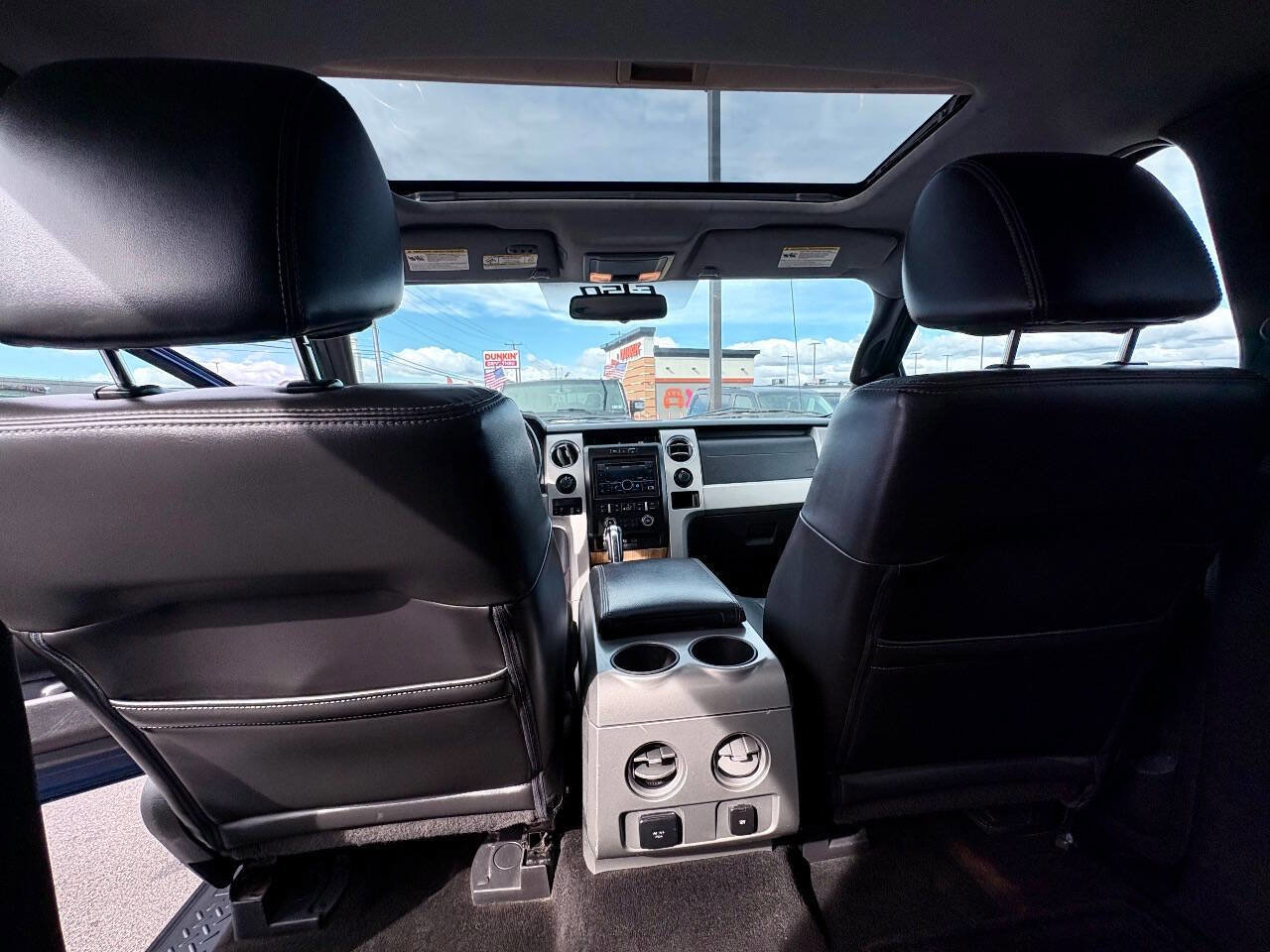 Used 2011 Ford F150 Lariat w/ Lariat Chrome Pkg image 23