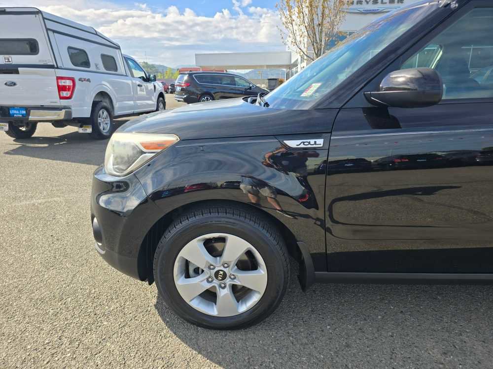 Used 2018 Kia Soul image 19