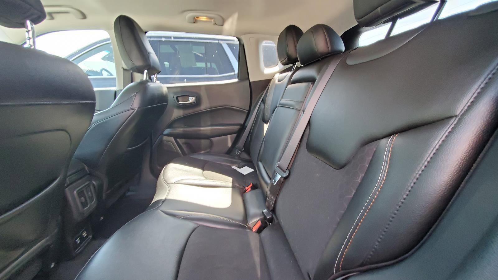 Used 2019 Jeep Compass Latitude w/ Safety & Security Group image 5